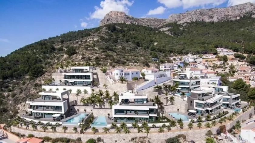4-bedroom Villa In Calpe, Spain (410 M²)