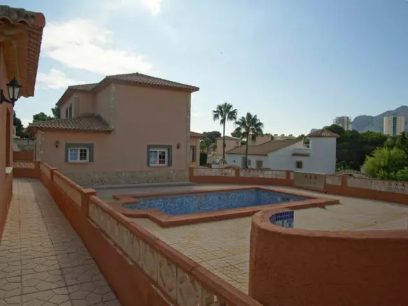 5-bedroom Villa In Calpe, Spain (345 M²)