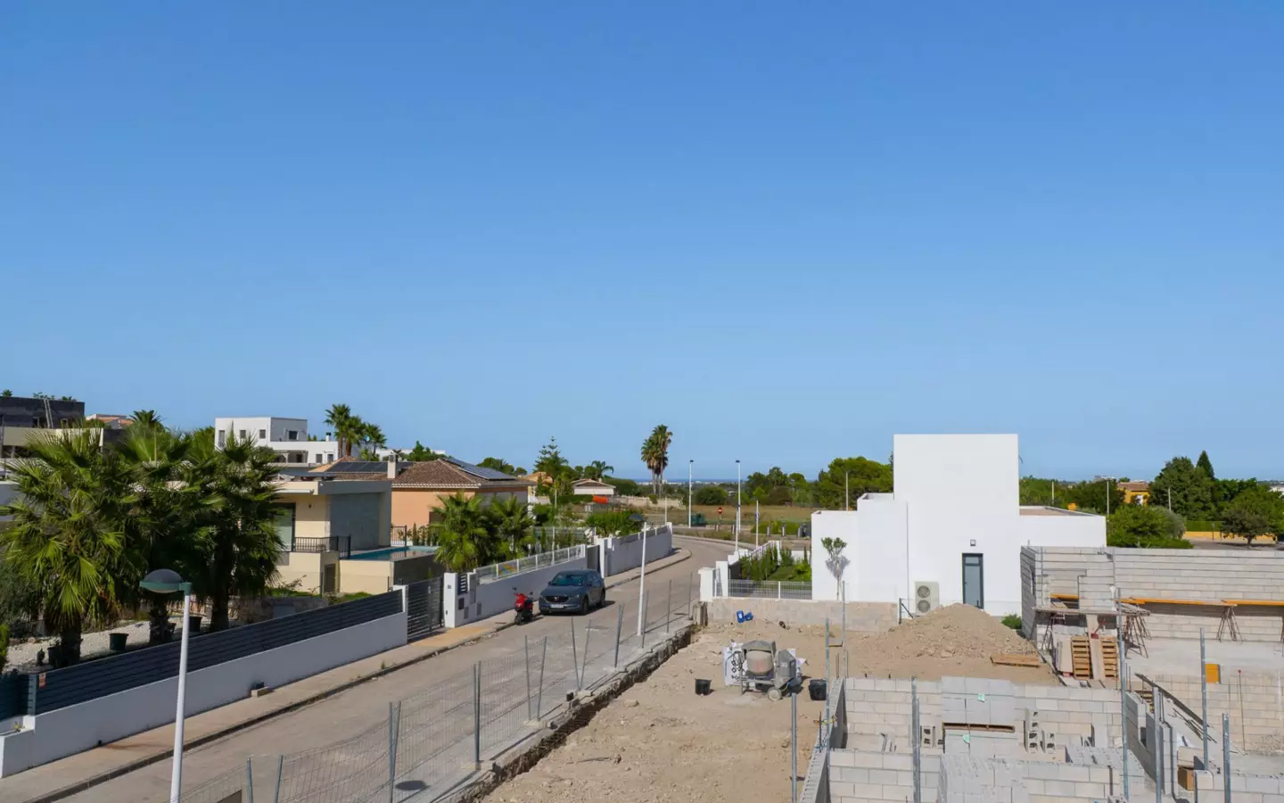 3-bedroom Villa In Beniarbeig, Spain (225 M²)