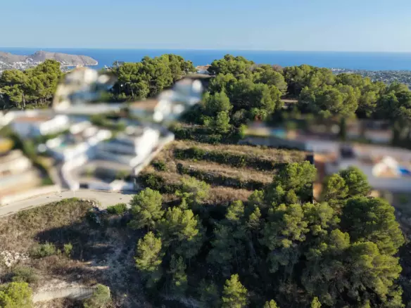 Plot In Moraira, Spain (1.280 M² Plot)