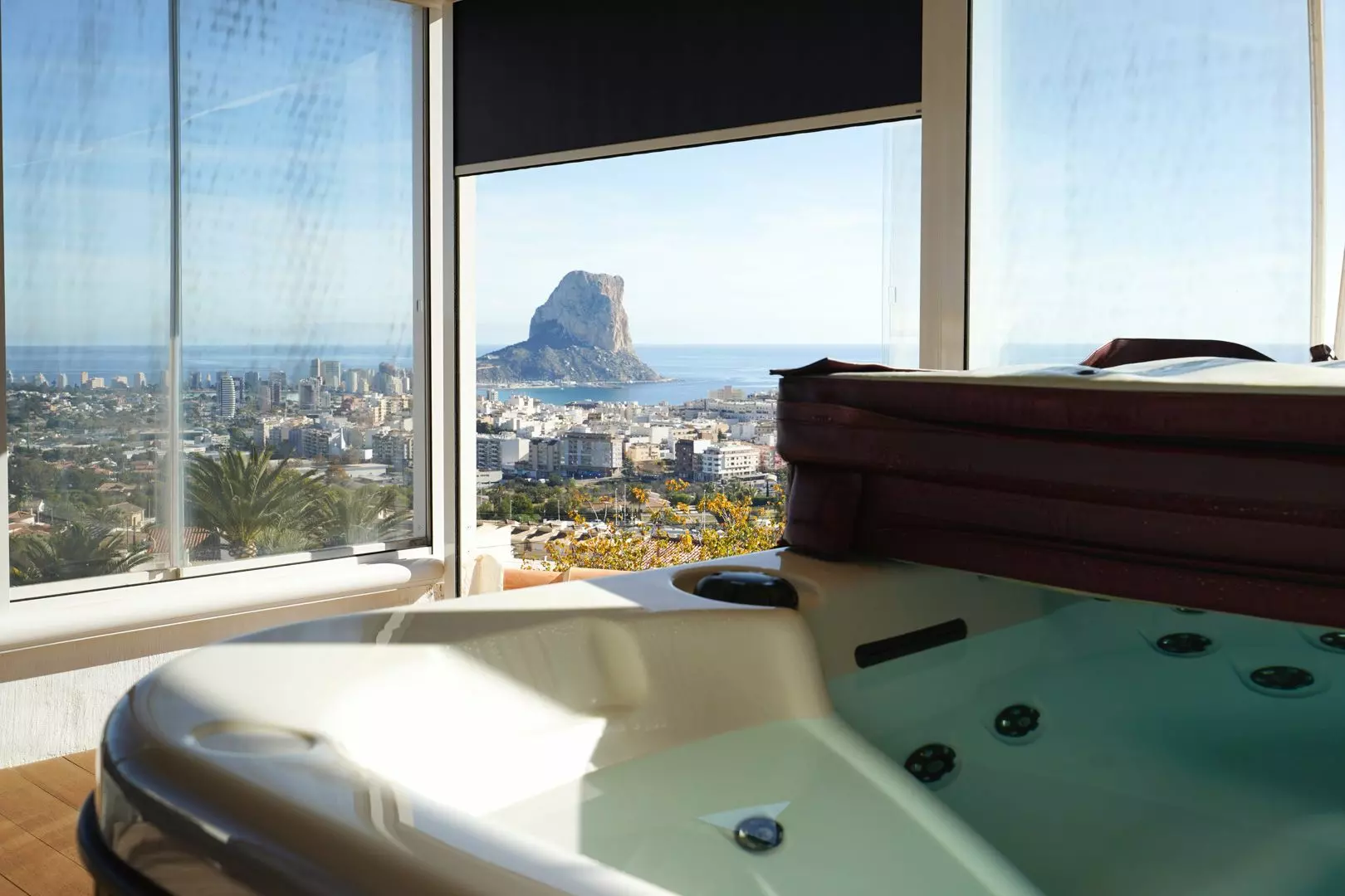 3-bedroom Villa In Calpe, Spain (529 M²)