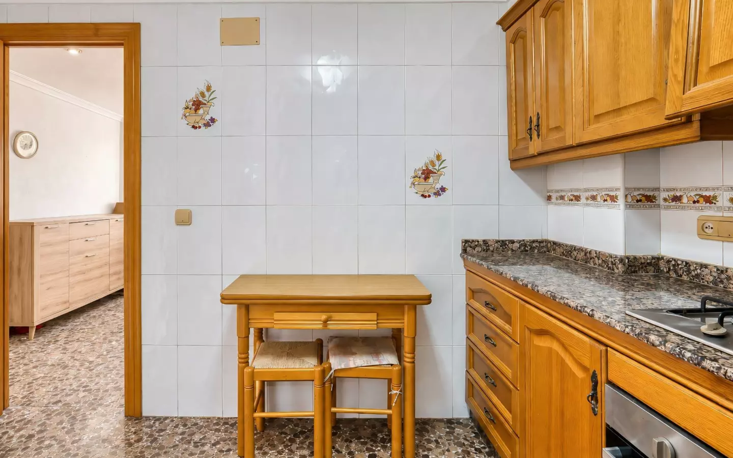 3-bedroom Flat In Elche, Spain (66 M²)