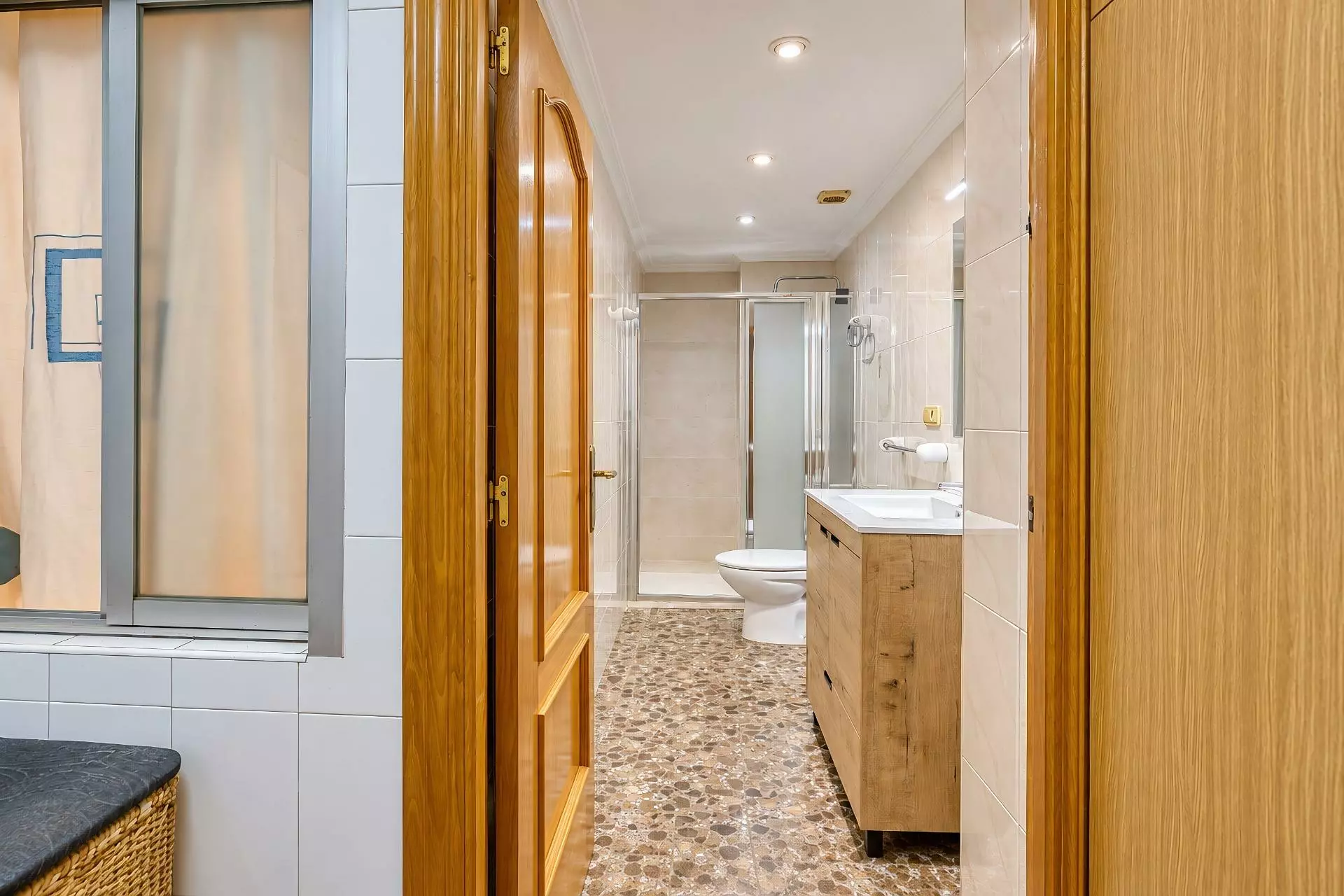 3-bedroom Flat In Elche, Spain (66 M²)