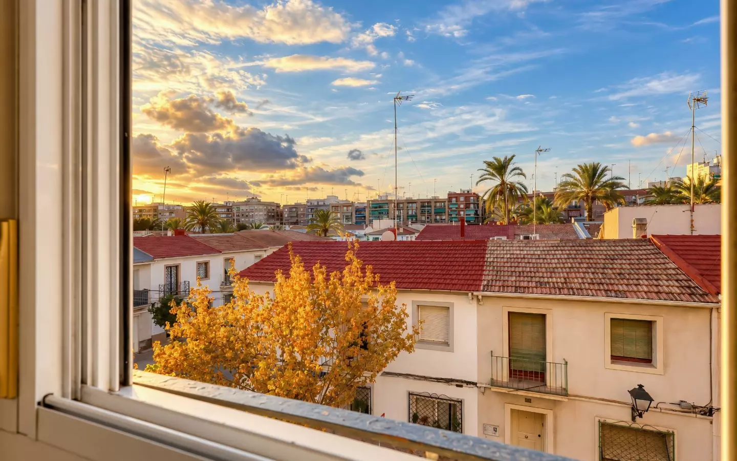 3-bedroom Flat In Elche, Spain (66 M²)
