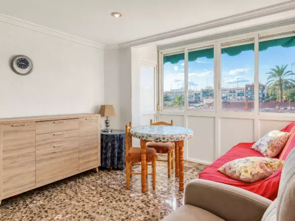 3-bedroom Flat In Elche, Spain (66 M²)
