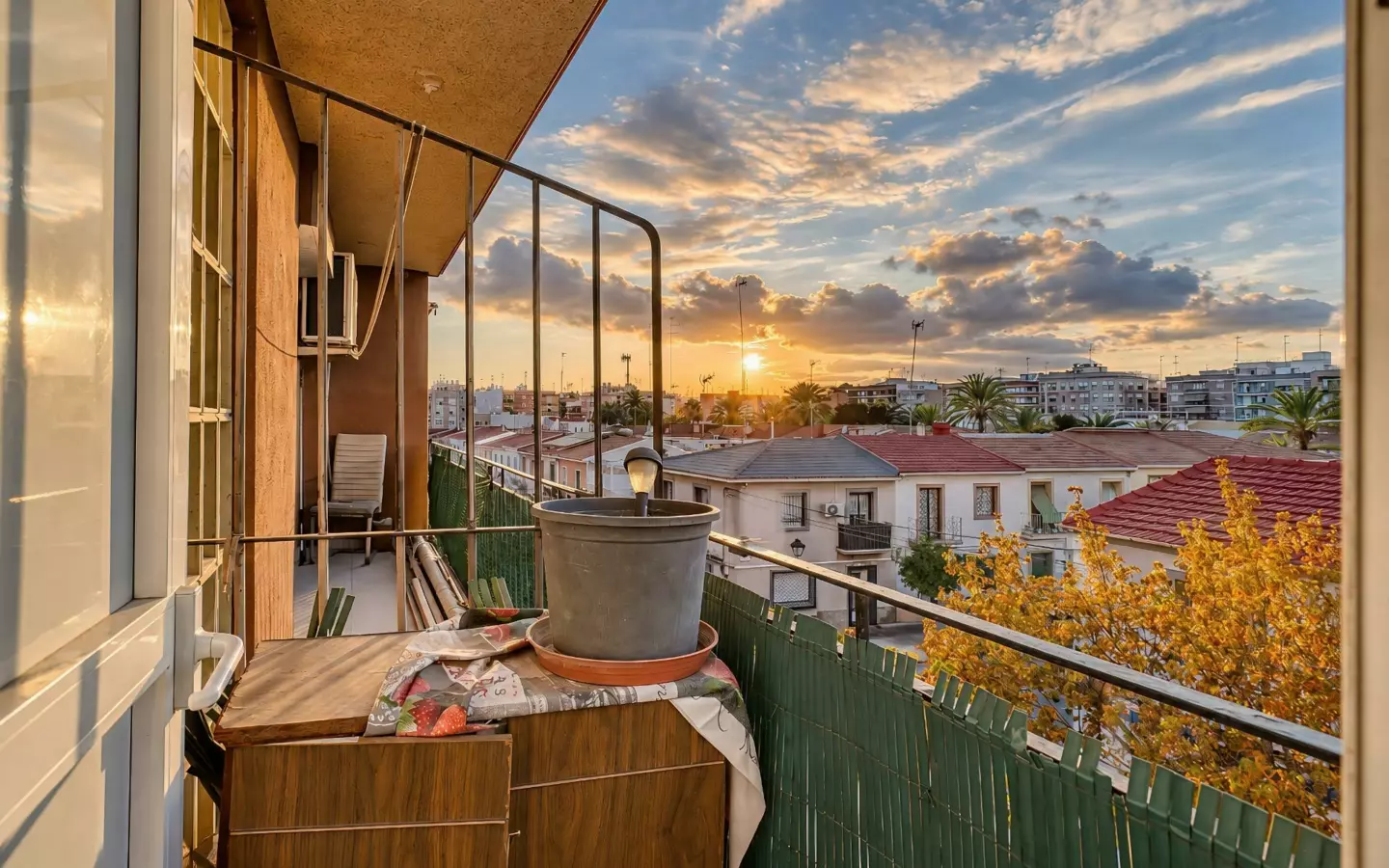 3-bedroom Flat In Elche, Spain (66 M²)