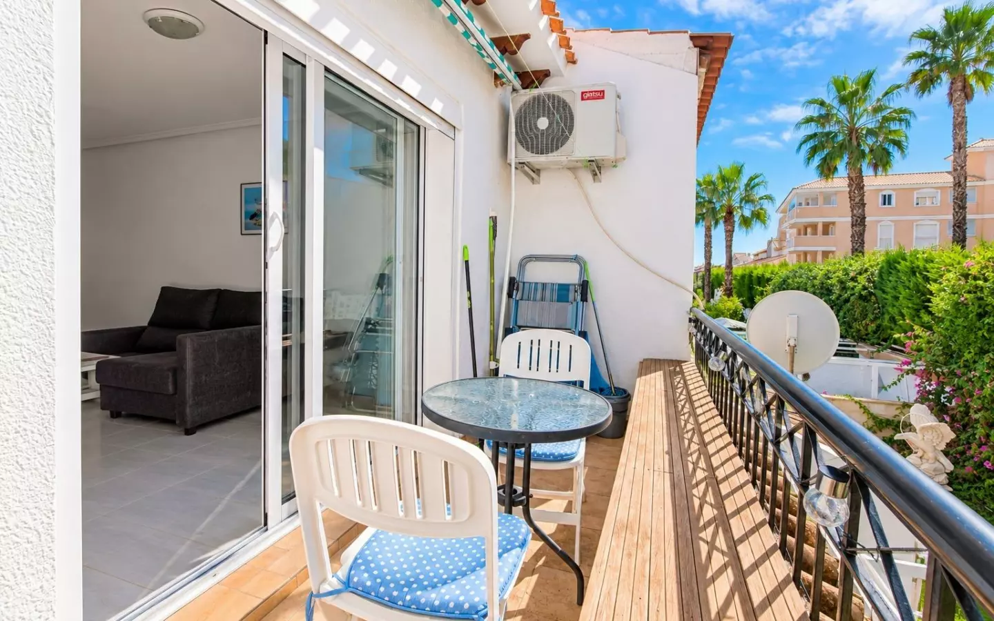 1-bedroom Apartment In Cabo Roig, Spain (43 M²)