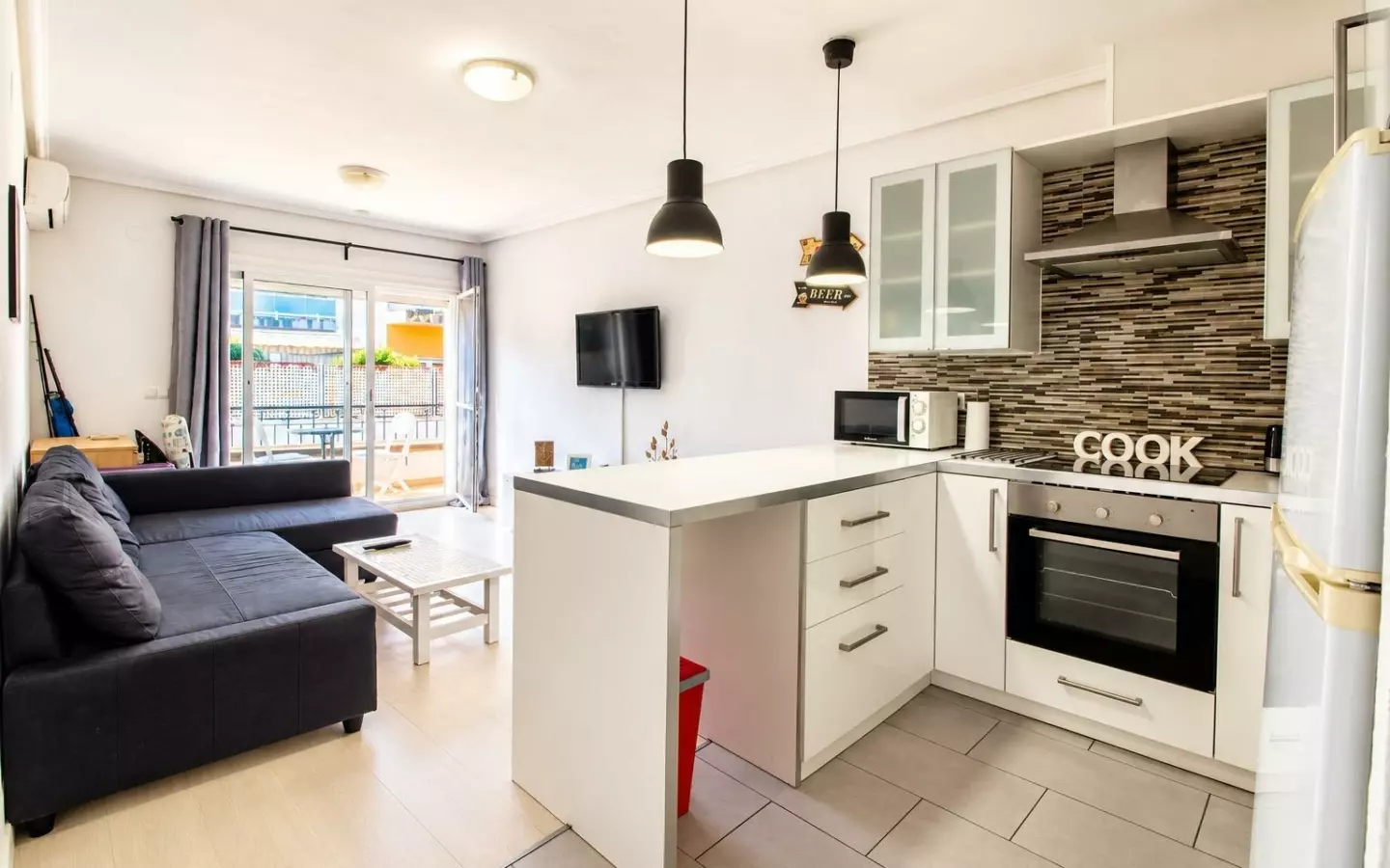 1-bedroom Apartment In Cabo Roig, Spain (43 M²)
