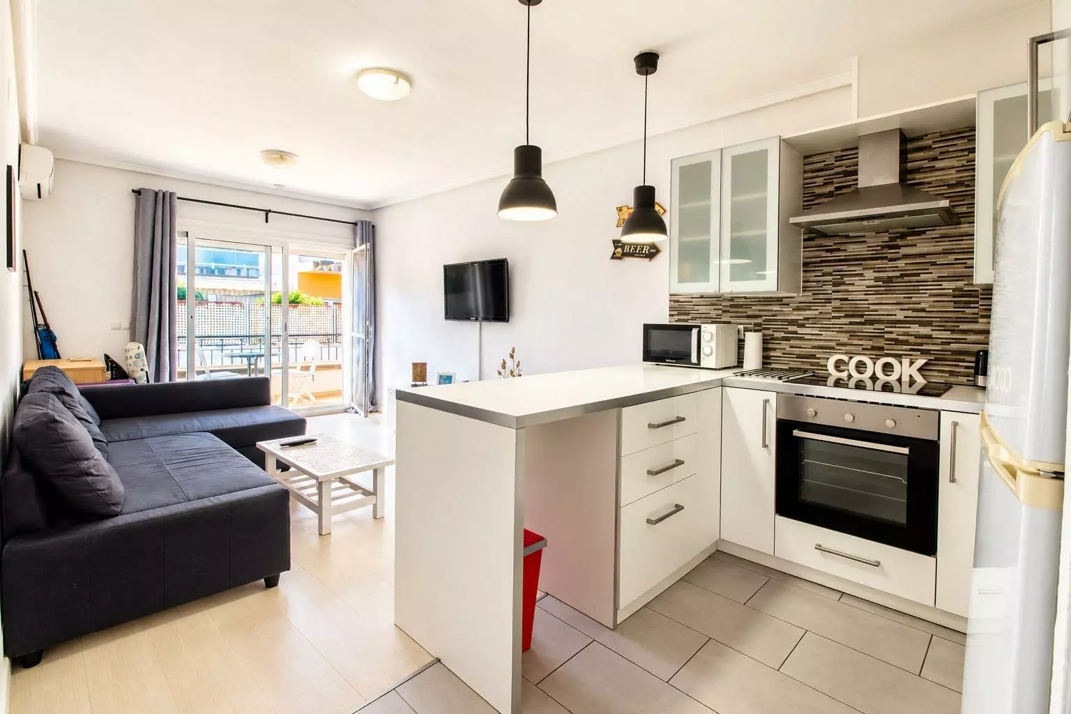 3-7-c76955 1-bedroom Apartment In Cabo Roig, Spain (43 M²)