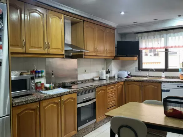 4-bedroom Flat In Alcoy – Alcoi, Spain (140 M²)