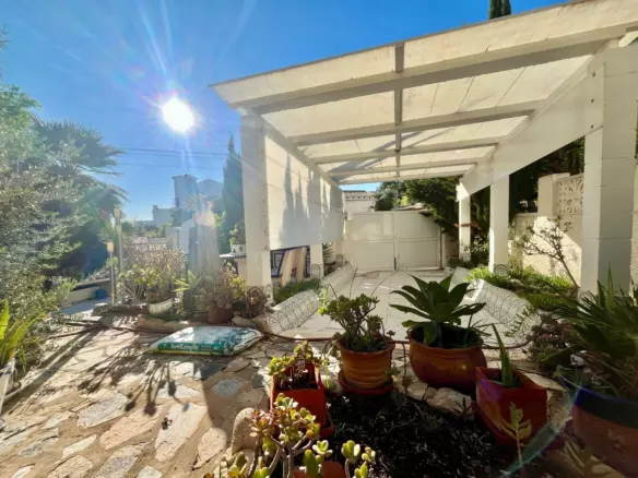 3-bedroom Villa In San Miguel De Salinas, Spain (149 M²)