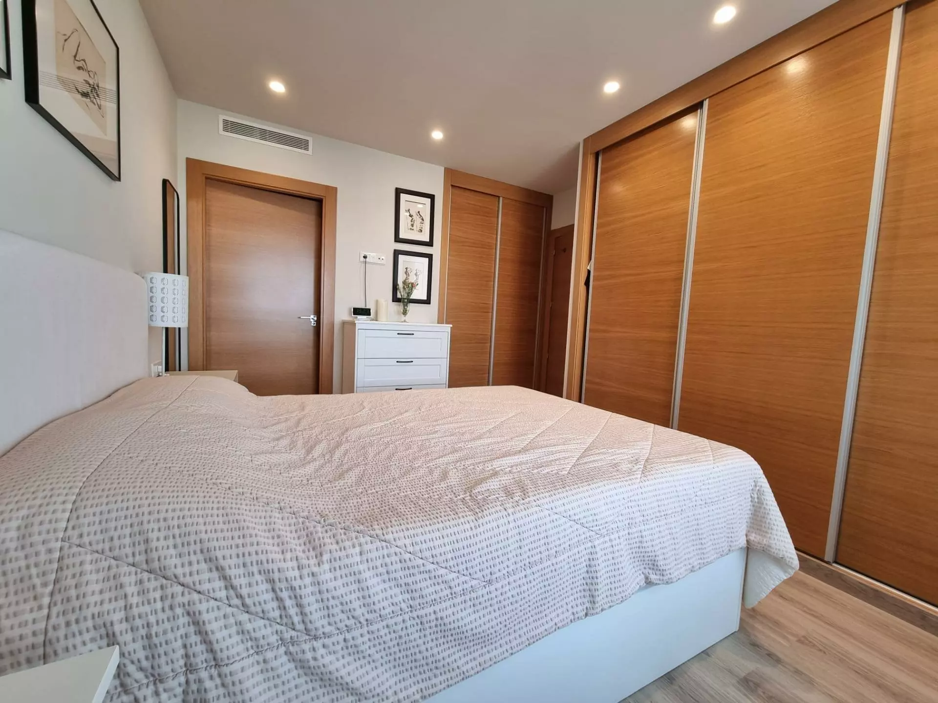 2-bedroom Flat In El Campello, Spain (80 M²)