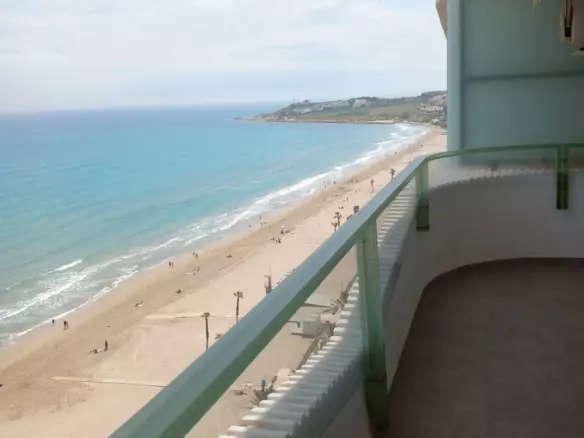 2-bedroom Apartment In Alicante, Spain (88 M²)