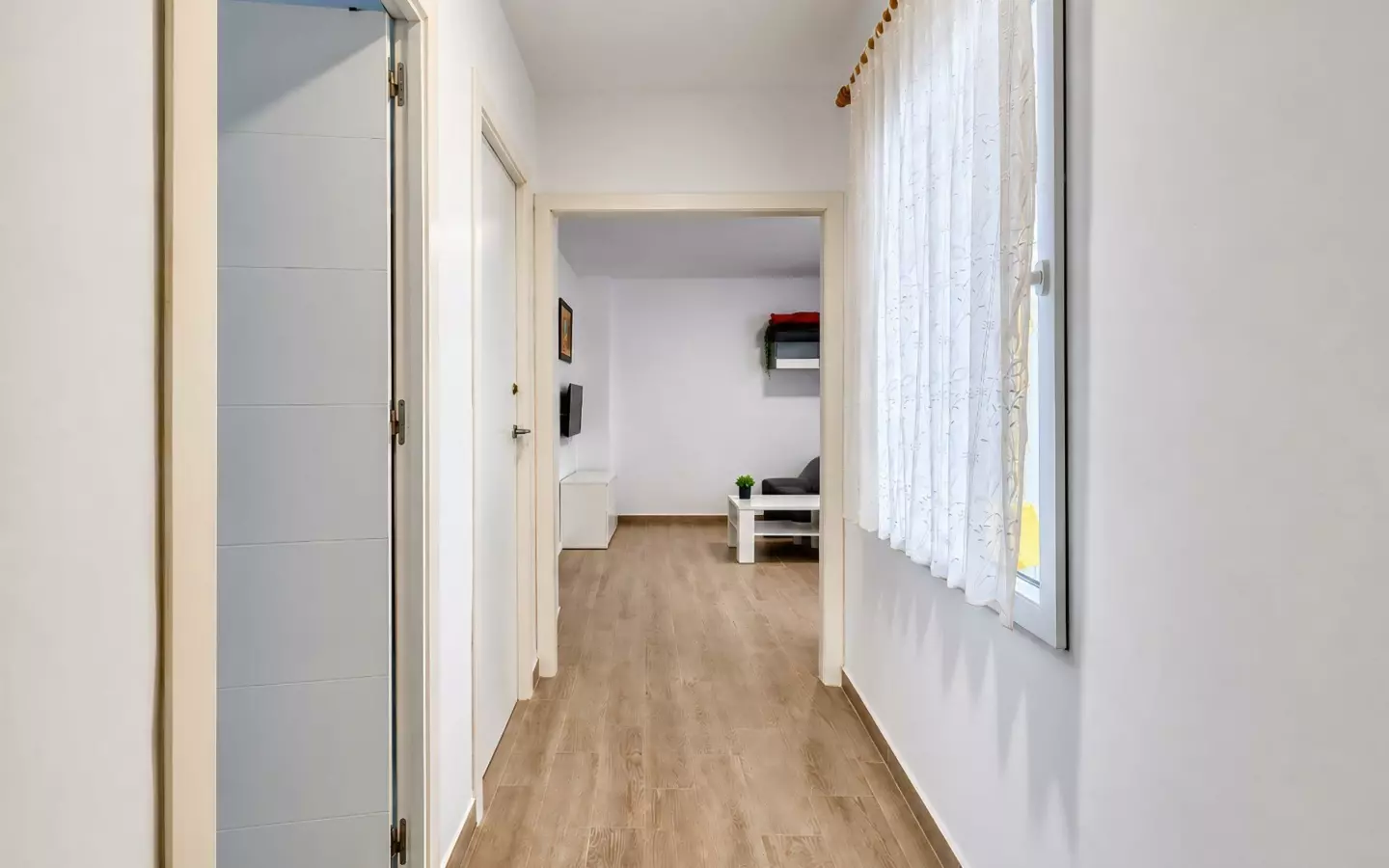 6-bedroom Flat In Elche, Spain (193 M²)