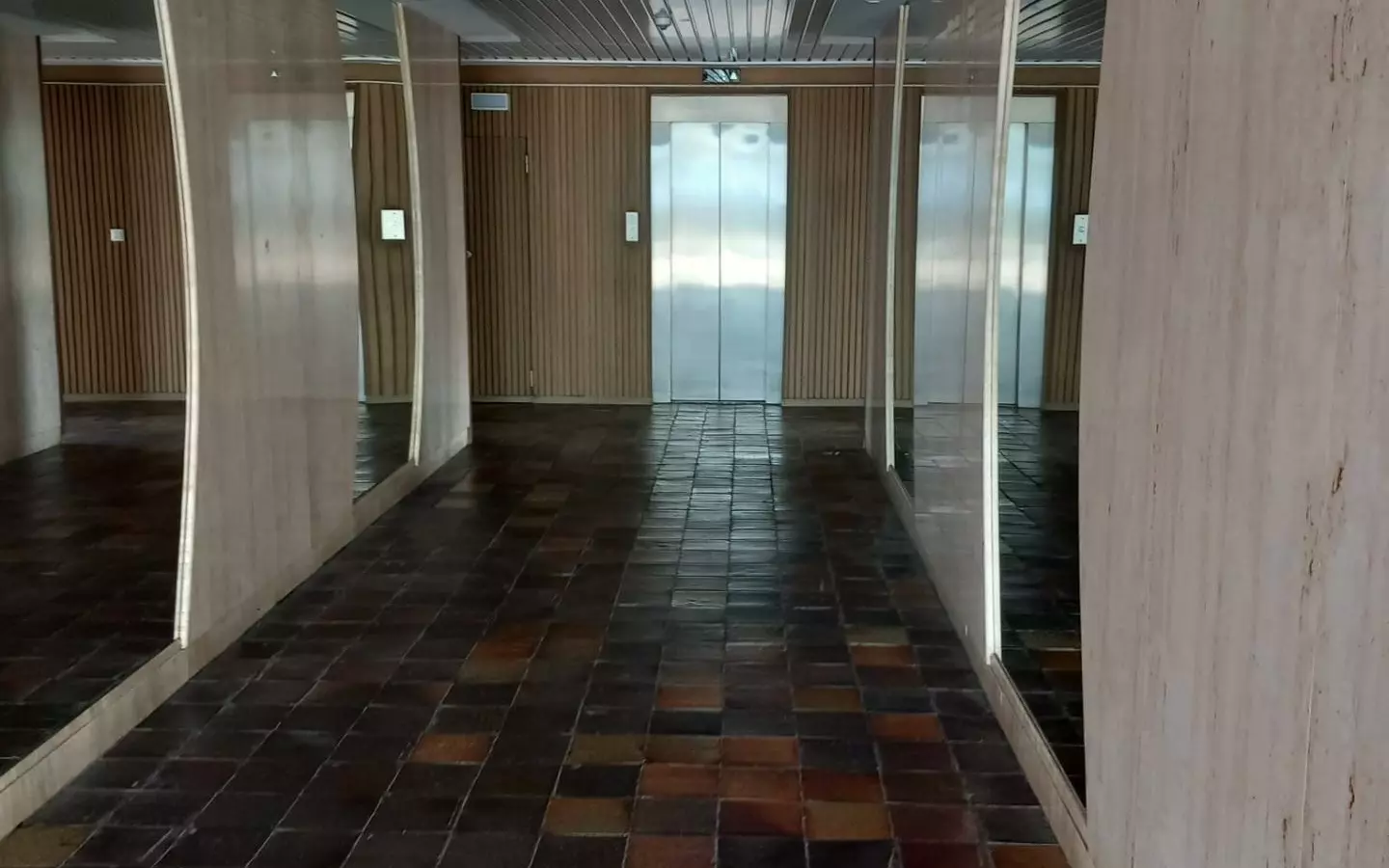 2-bedroom Apartment In Alicante, Spain (88 M²)