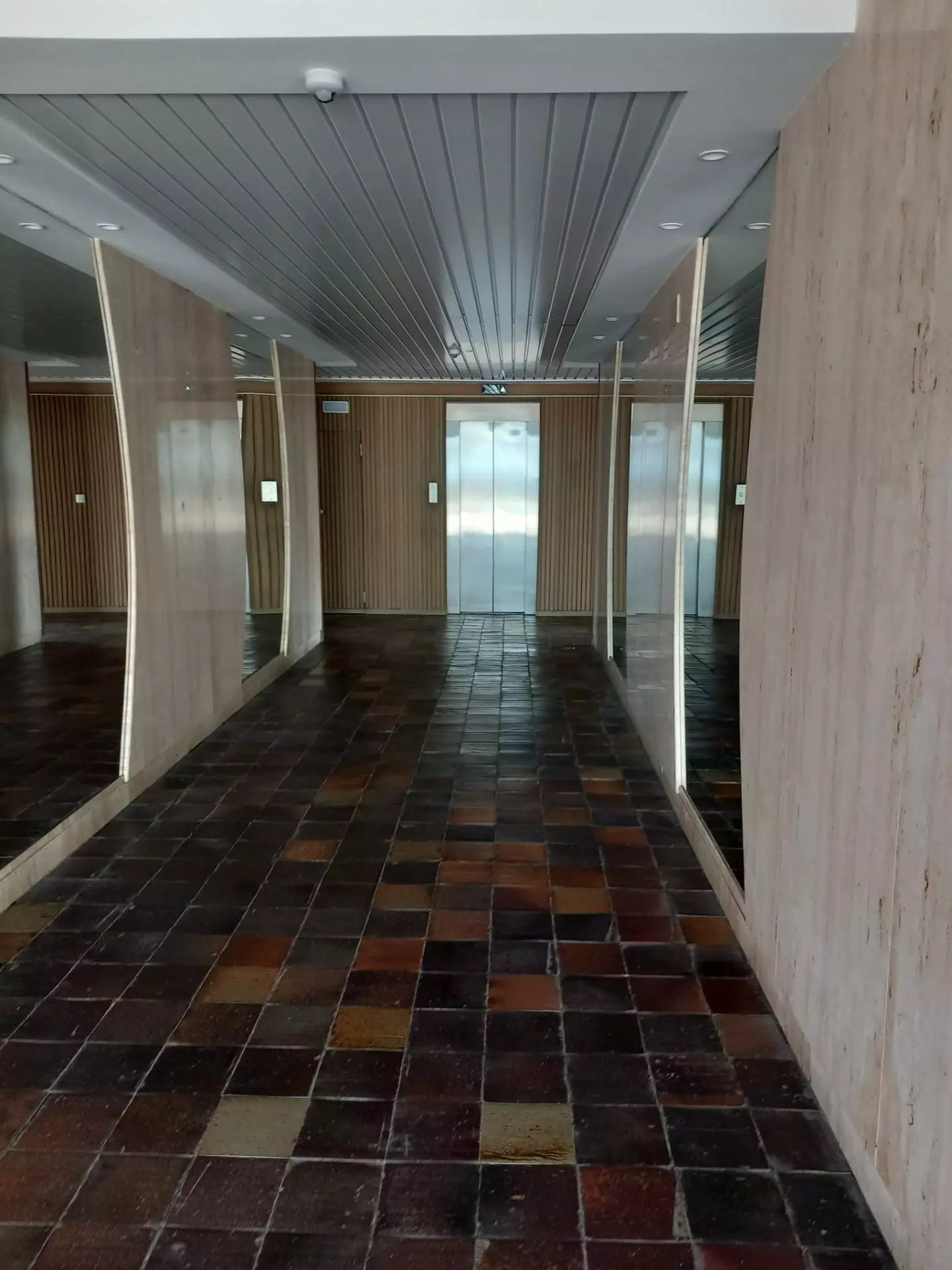 4-17-803c95 2-bedroom Apartment In Alicante, Spain (88 M²)