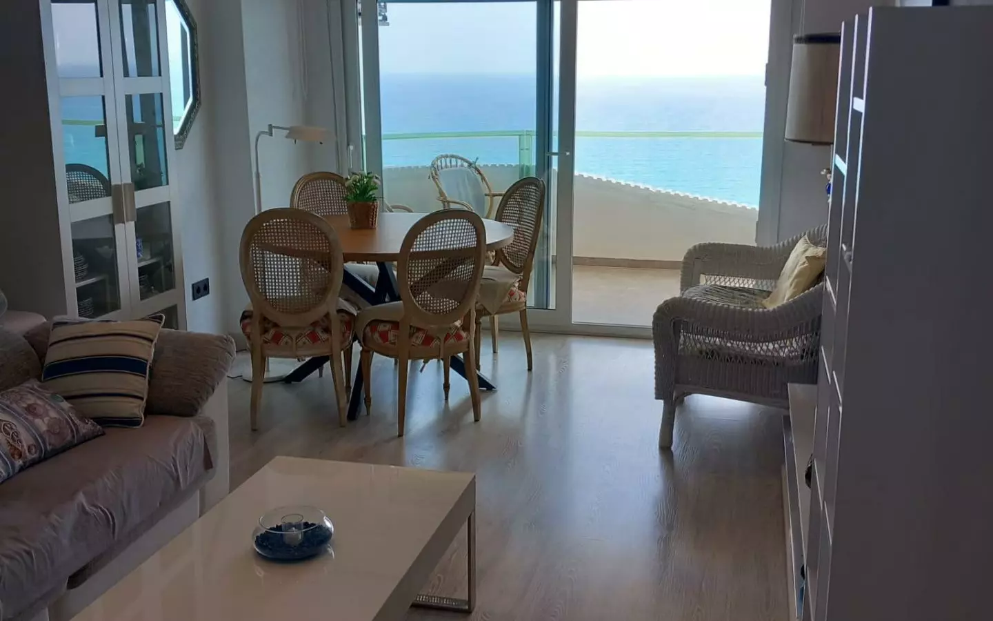 2-bedroom Apartment In Alicante, Spain (88 M²)