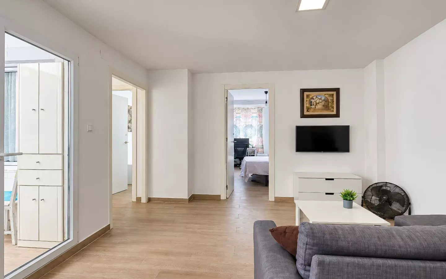 6-bedroom Flat In Elche, Spain (193 M²)