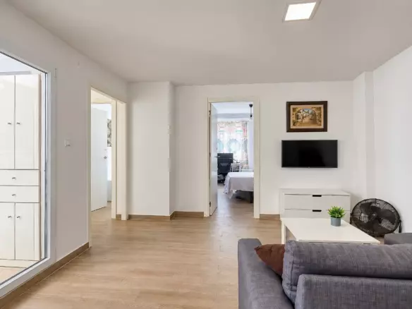 6-bedroom Flat In Elche, Spain (193 M²)