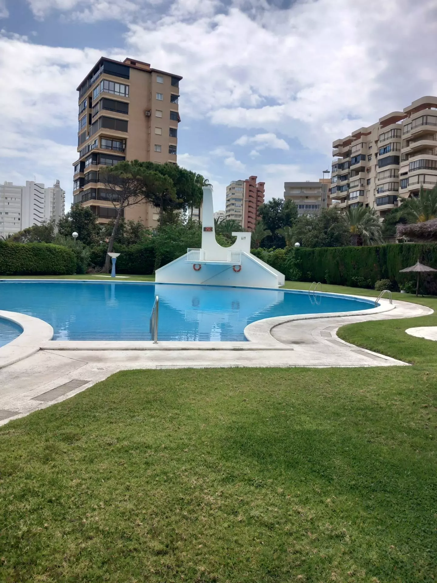 4-20-b69fef 2-bedroom Apartment In Alicante, Spain (88 M²)
