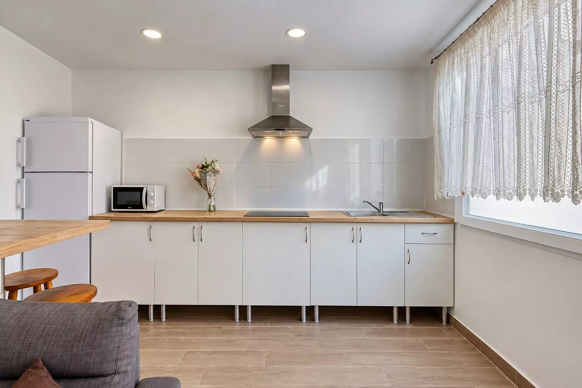 6-bedroom Flat In Elche, Spain (193 M²)