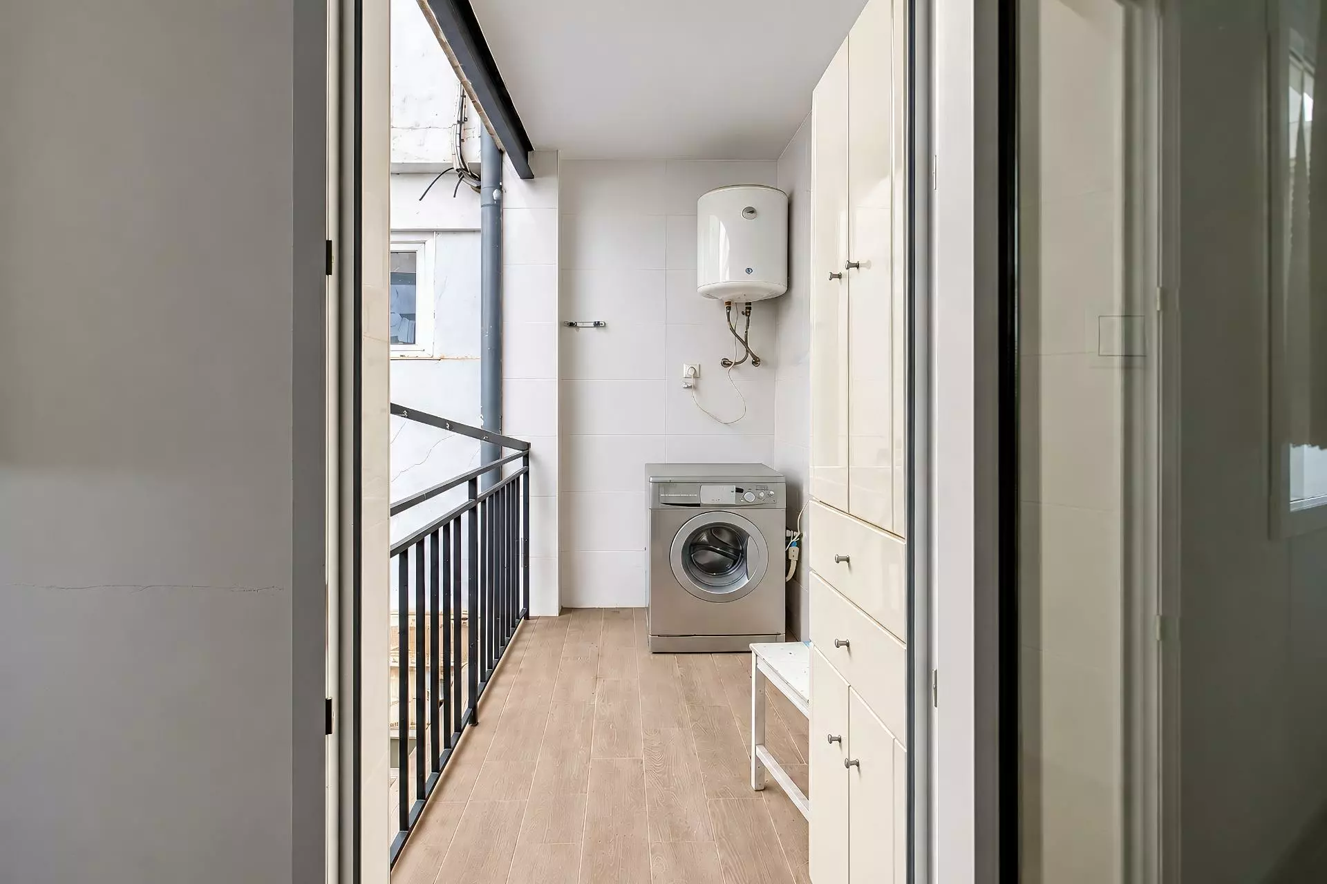 6-bedroom Flat In Elche, Spain (193 M²)