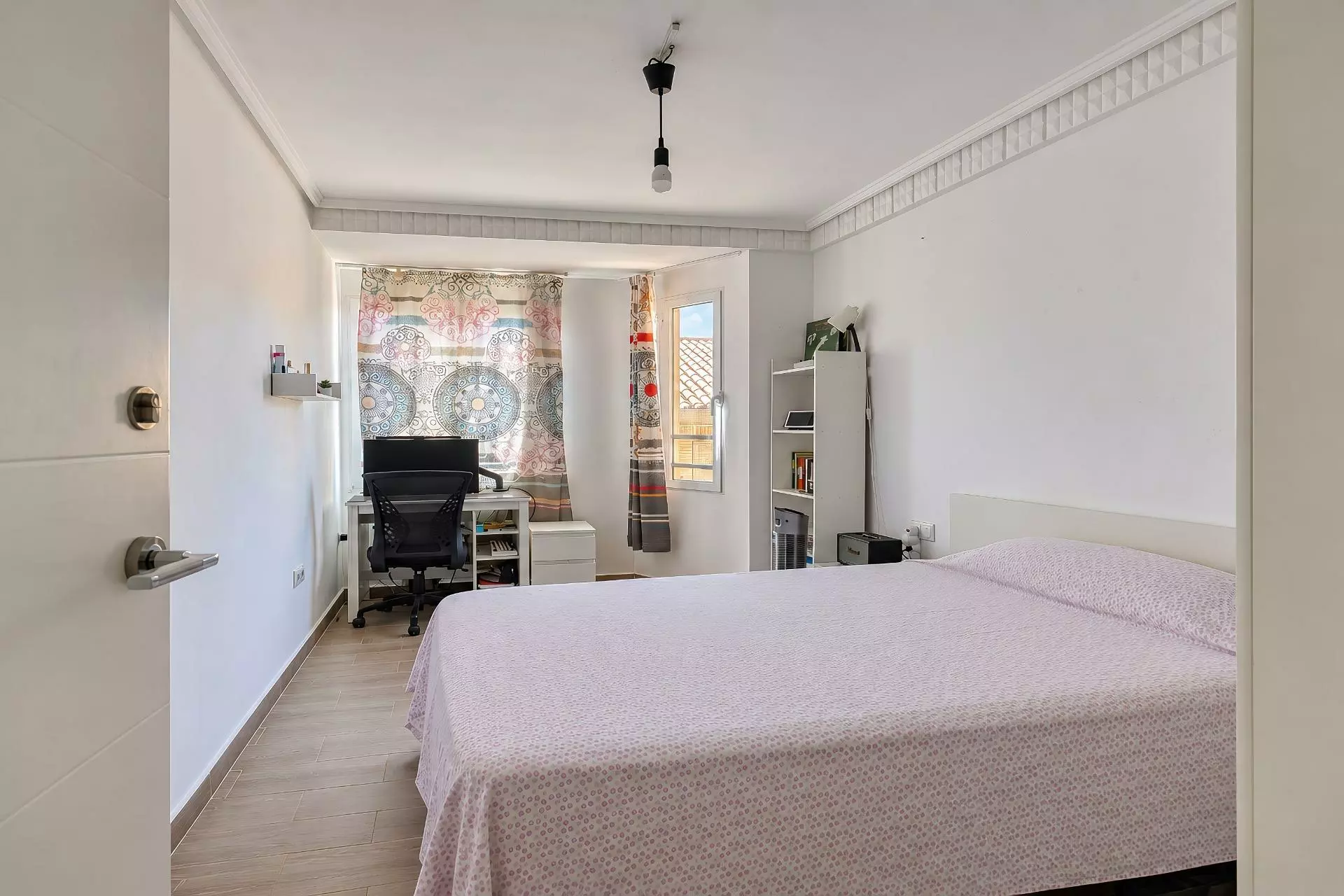 6-bedroom Flat In Elche, Spain (193 M²)