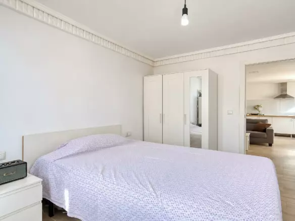 6-bedroom Flat In Elche, Spain (193 M²)