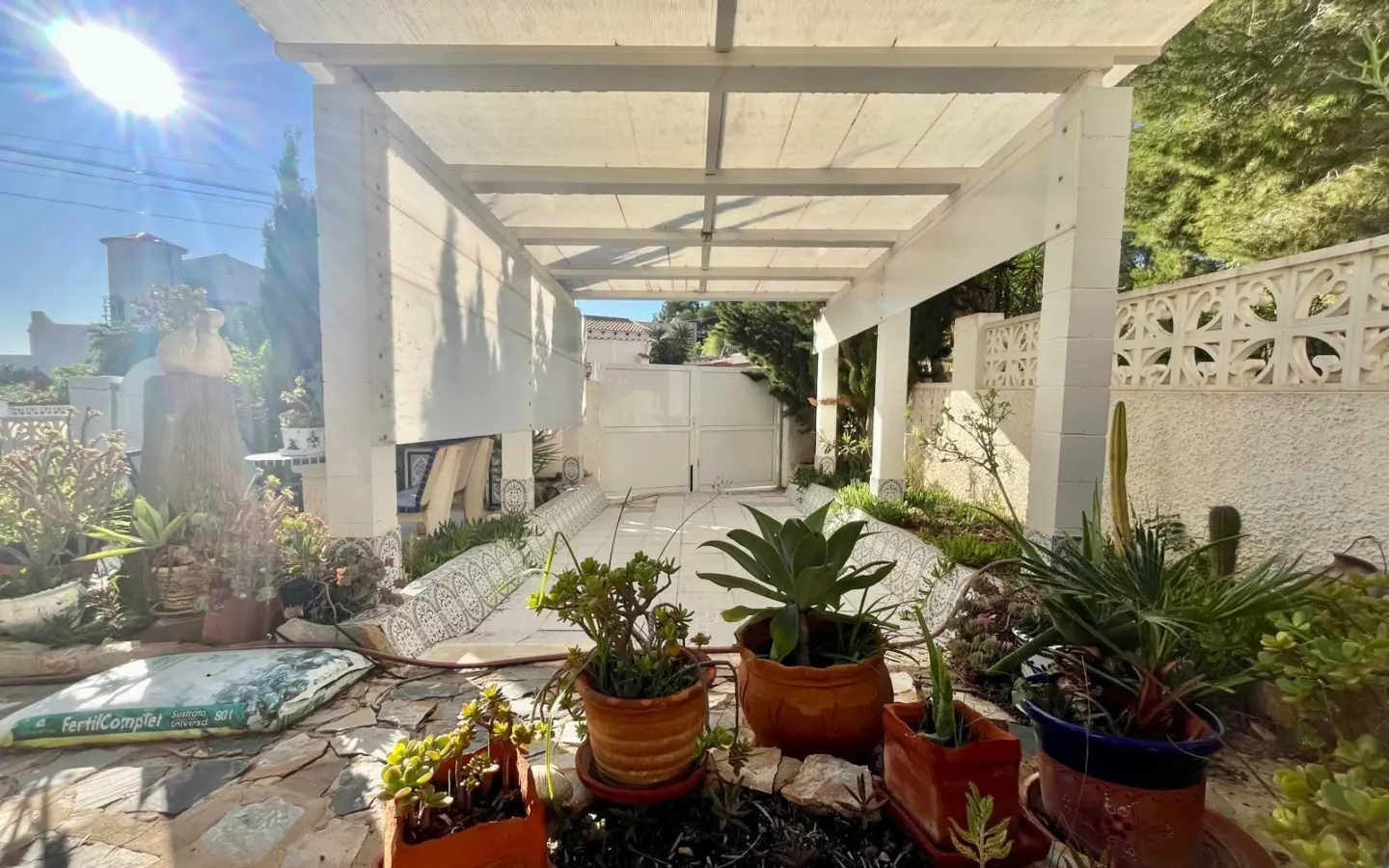 3-bedroom Villa In San Miguel De Salinas, Spain (149 M²)