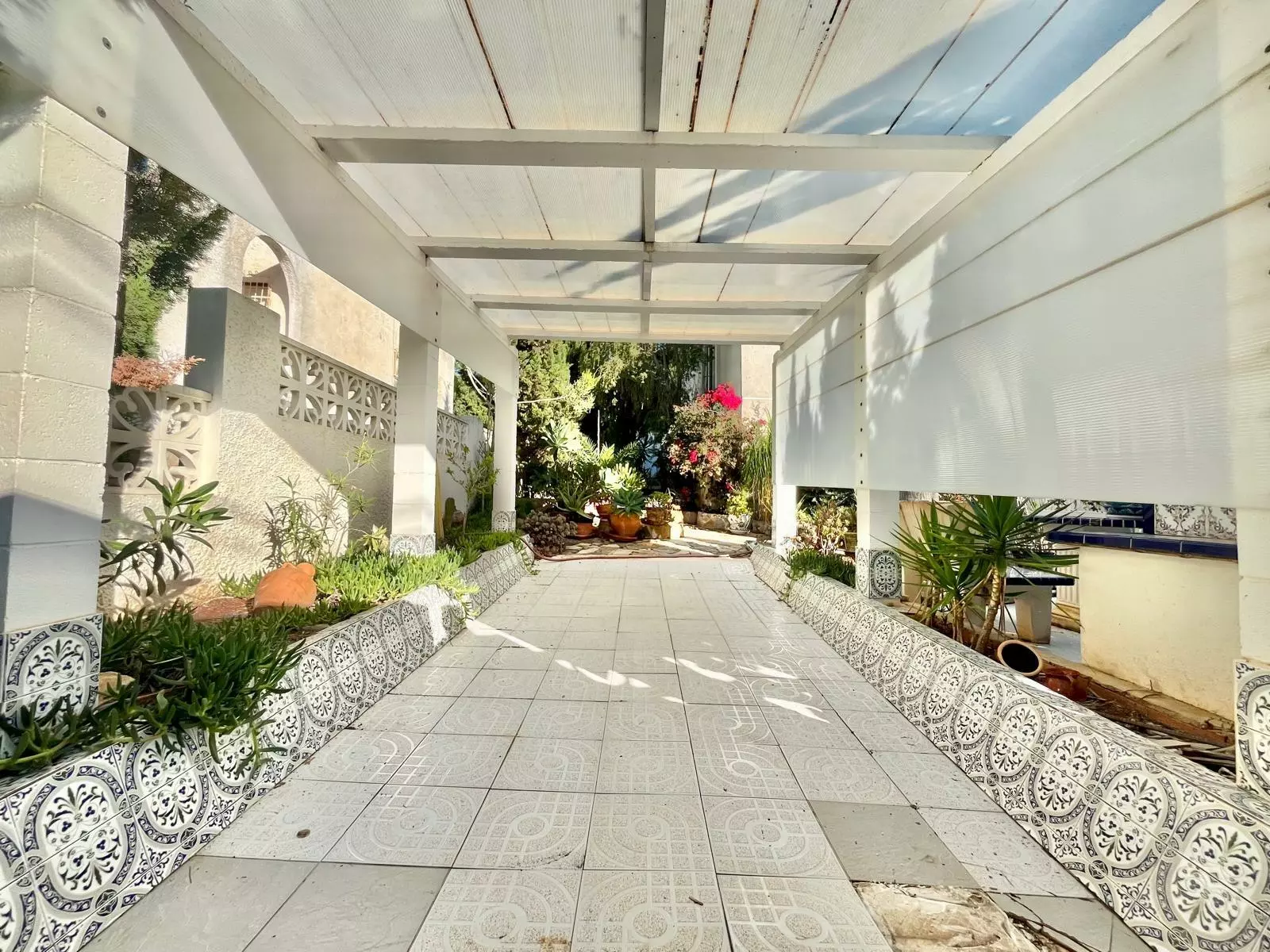 3-bedroom Villa In San Miguel De Salinas, Spain (149 M²)