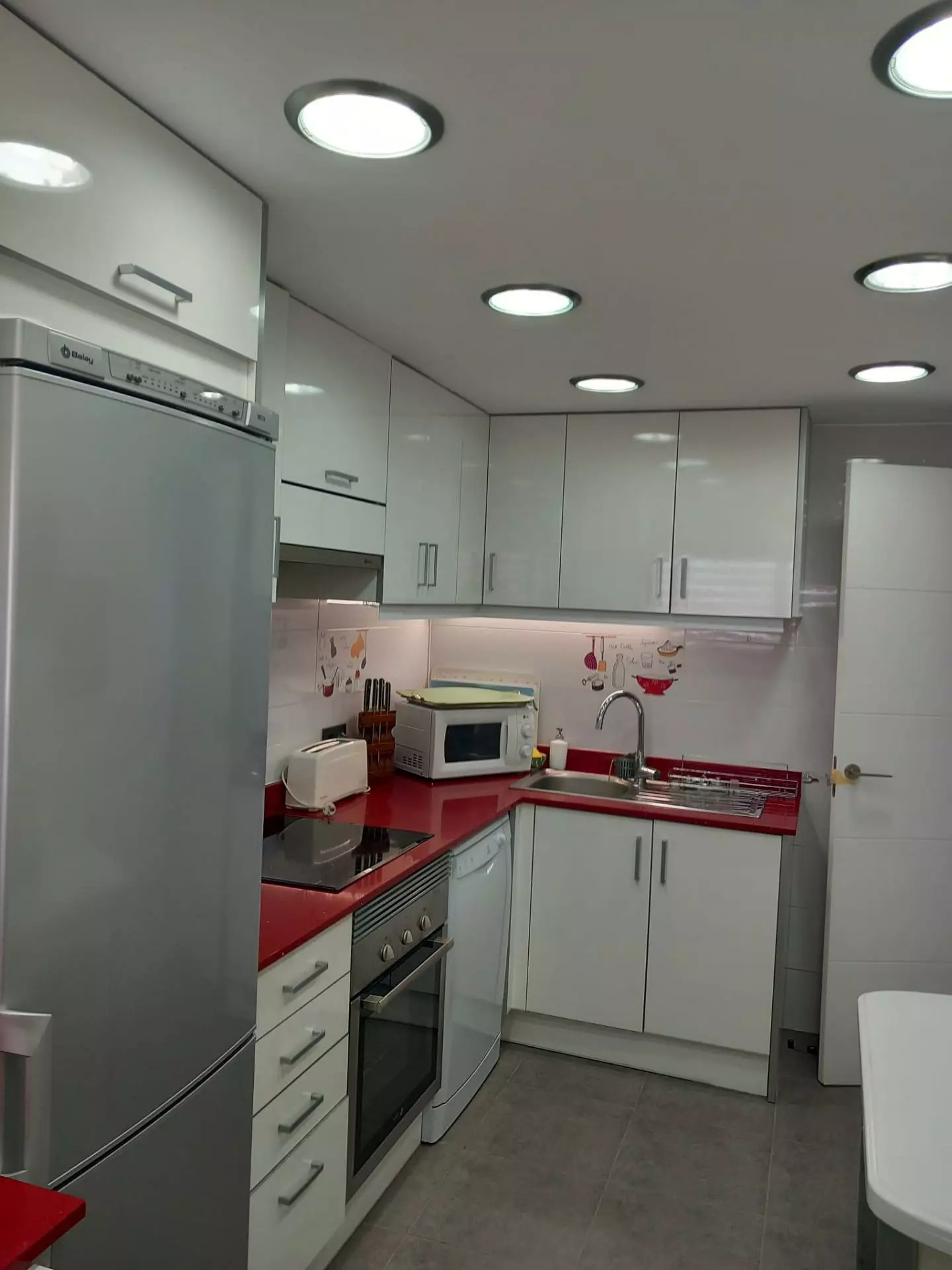 4-9-1d8228 2-bedroom Apartment In Alicante, Spain (88 M²)
