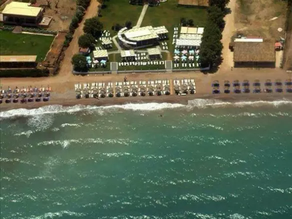 Business In Paralia, Greece (6.000 M²)