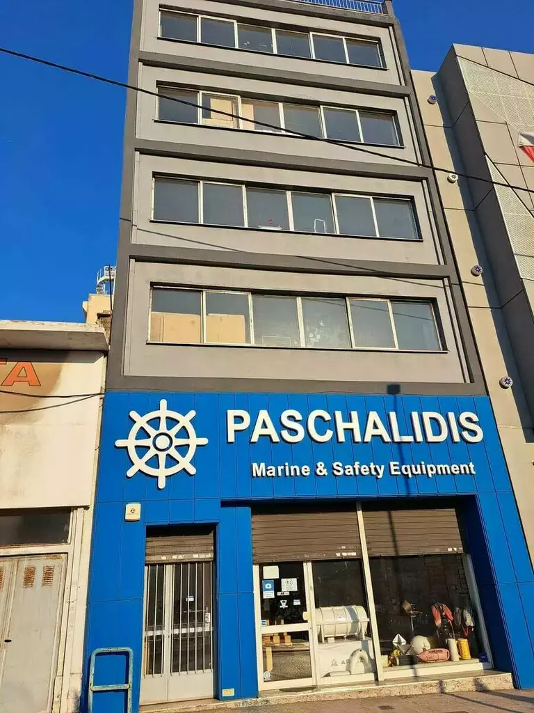60875_o03tn2vmyxg-0ca232 Building In Piraeus Port / Center, Greece (686 M²)