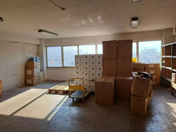 Building In Piraeus Port / Center, Greece (686 M²)