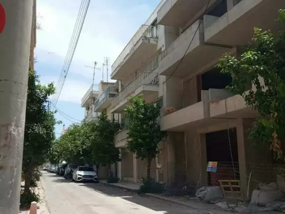 Building In Peristeri, Greece (500 M²)