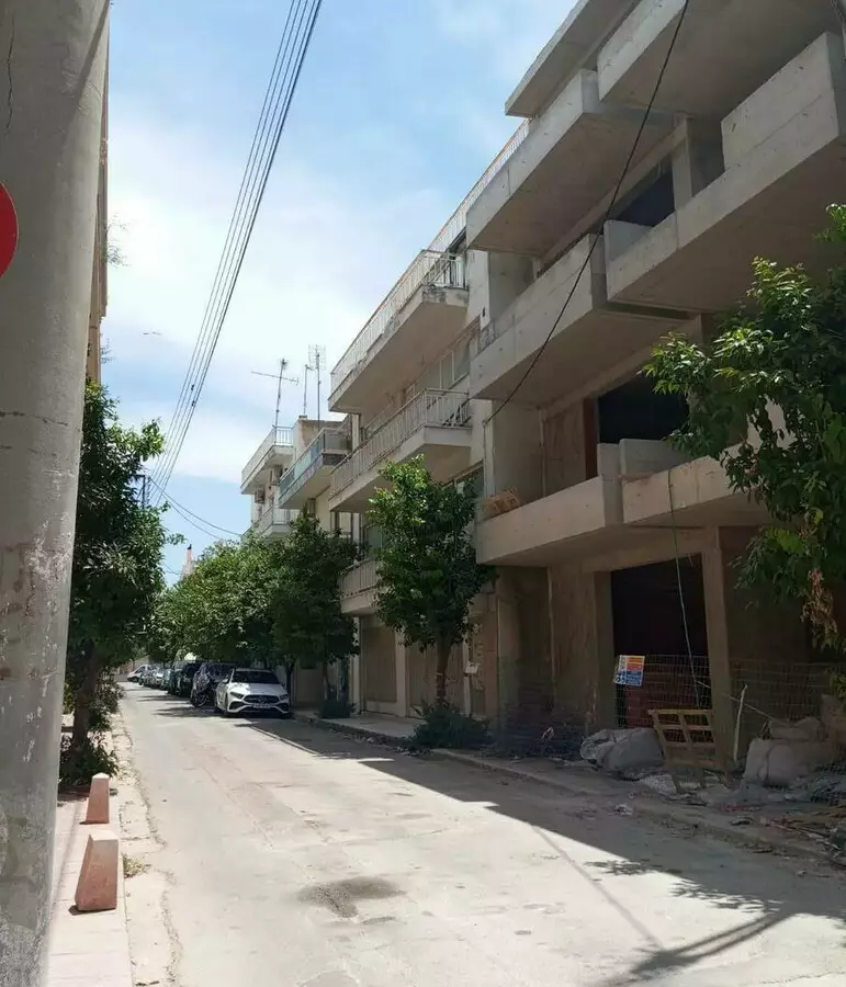Building In Peristeri, Greece (500 M²)