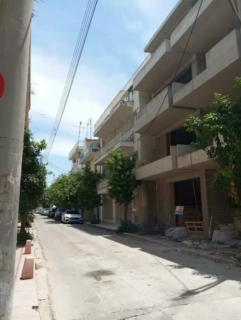 Building In Peristeri, Greece (500 M²)