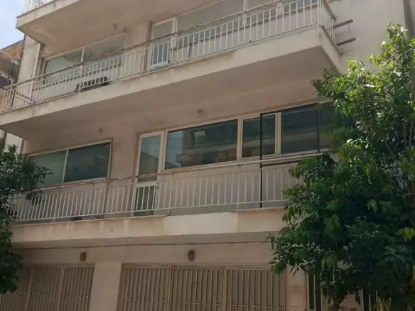 Building In Peristeri, Greece (500 M²)