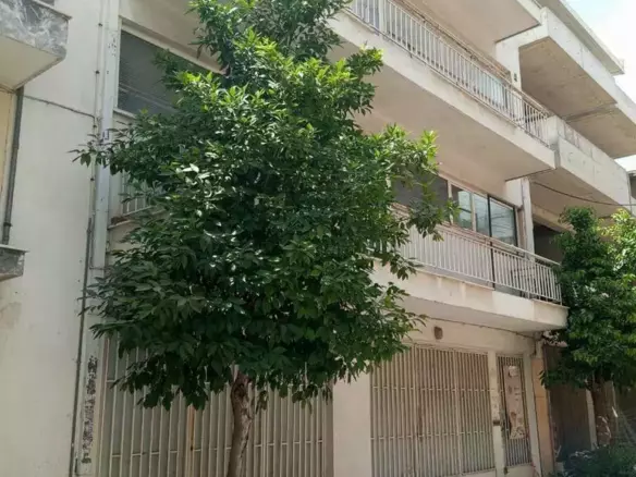 Building In Peristeri, Greece (500 M²)