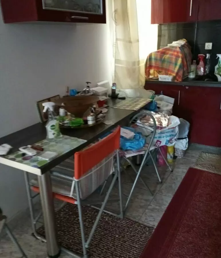 1-bedroom Building In Keratsini, Greece (320 M²)