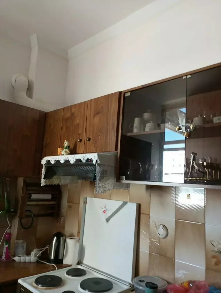 1-bedroom Building In Keratsini, Greece (320 M²)
