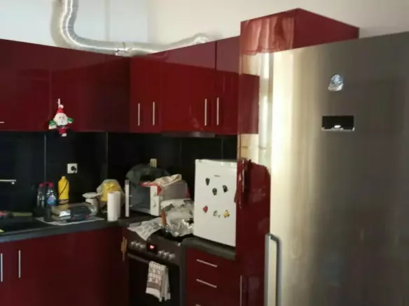 1-bedroom Building In Keratsini, Greece (320 M²)
