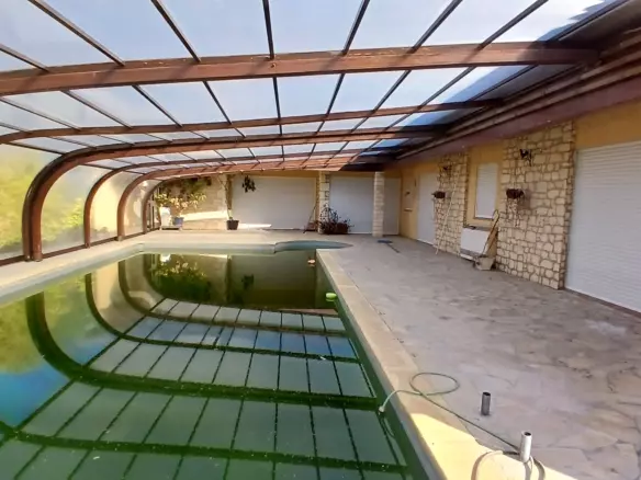 4-bedroom Detached House In Maureilhan, France (130 M²)