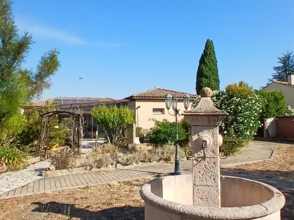 4-bedroom Detached House In Maureilhan, France (130 M²)