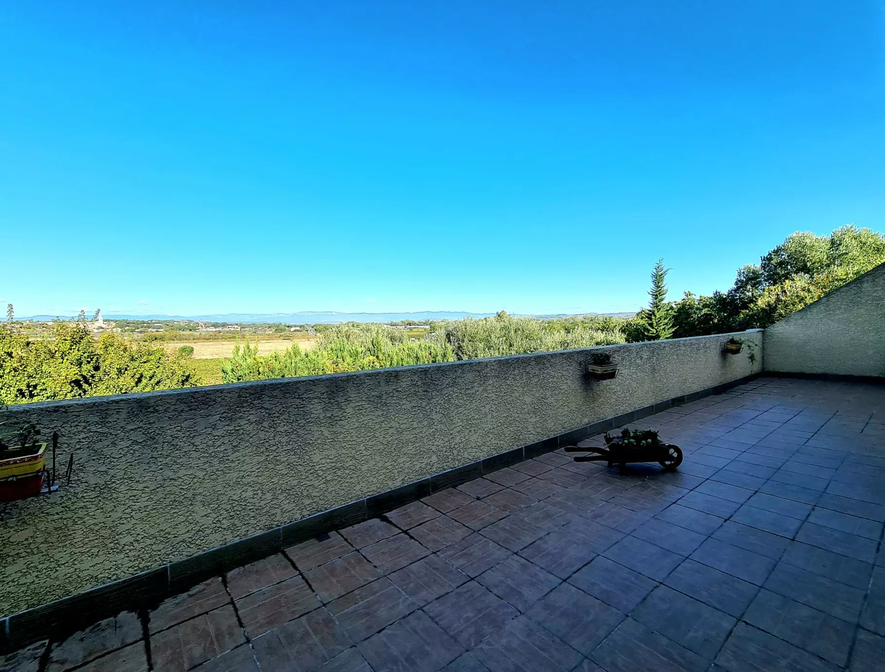 4-bedroom Detached House In Maureilhan, France (130 M²)