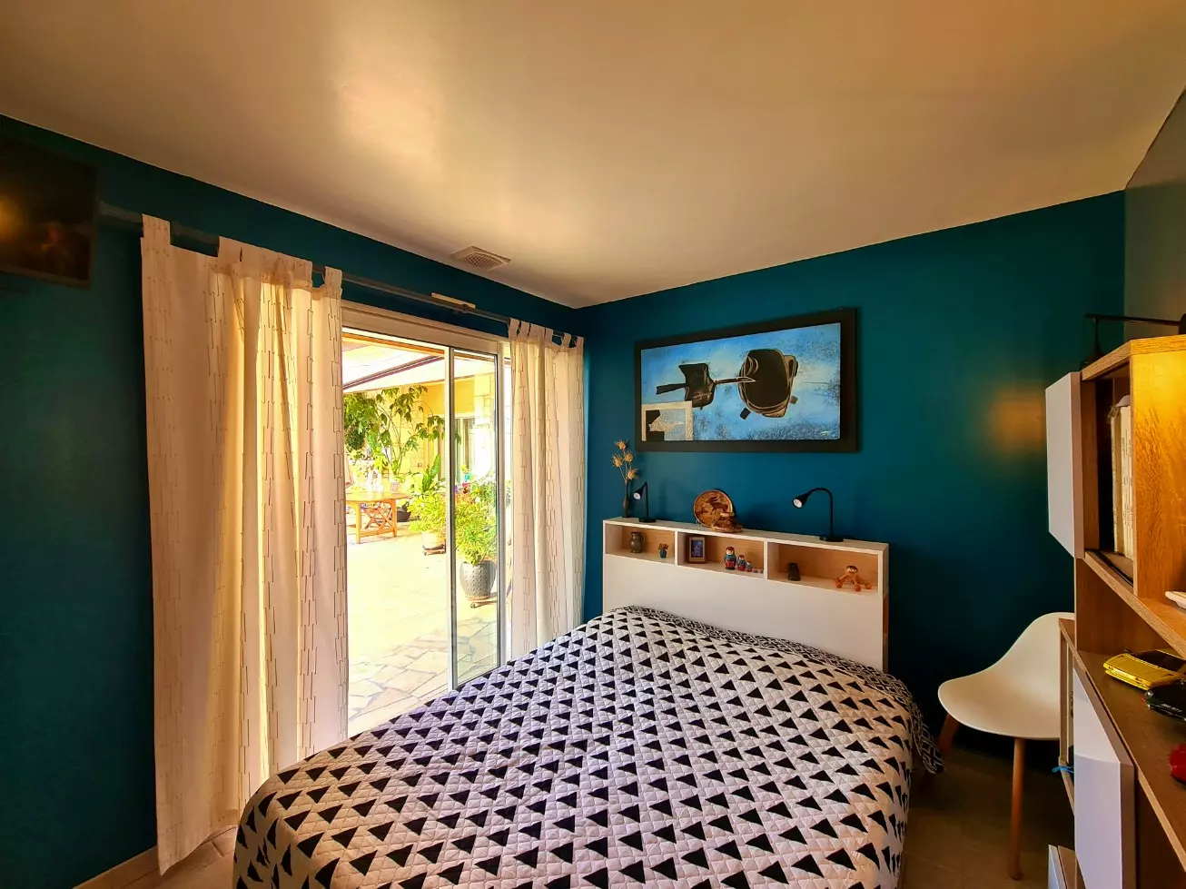 4-bedroom Detached House In Maureilhan, France (130 M²)