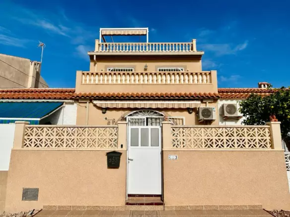 3-bedroom Town House In Torrevieja, Spain (112 M²)