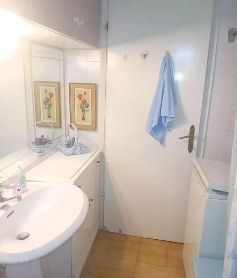 2-bedroom Flat In 40 Ekklisies – Evaggelistria, Greece (76 M²)