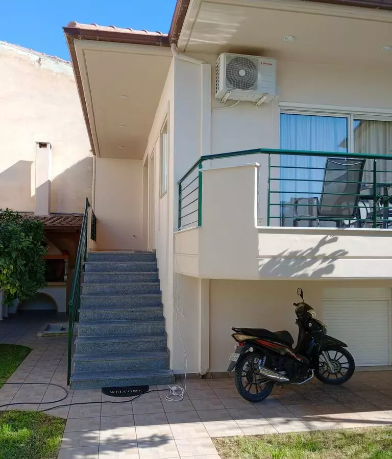 2-bedroom Detached House In Diakopto, Greece (140 M²)