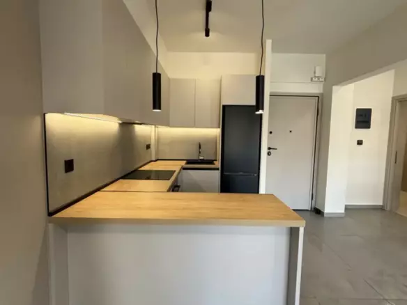 1-bedroom Flat In Center Of Thessaloniki, Greece (57 M²)